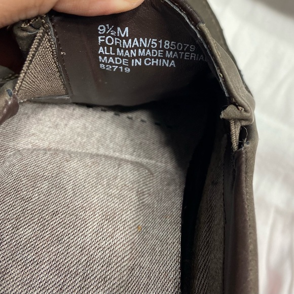 Izod Shoes - Picture 4 of 5